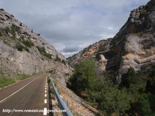 CARRETERA DE ACCESO AL VALLE DE TABLADILLO